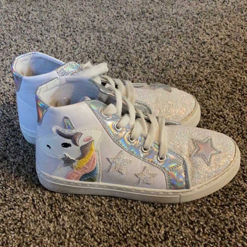 Size 13 barely wore
